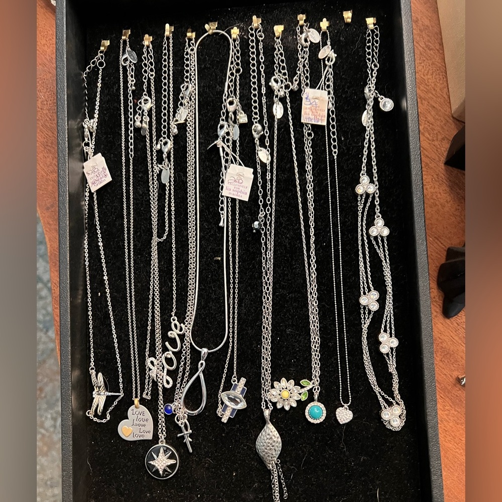Lia Sophia necklaces take your pick $7 each will bundle deals